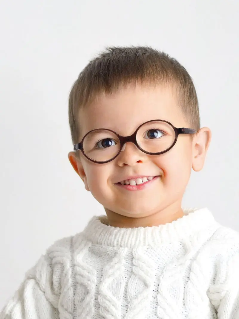 Seuls 35 % des personnes voient parfaitement sans lunettes