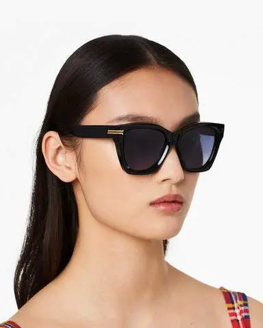 MARC JACOBS 2022 @OPTI.K by Tarak Kamoun - Menzah6